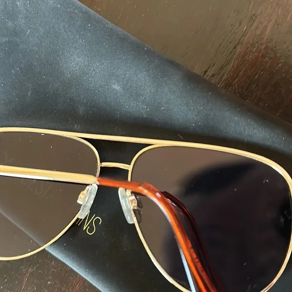 QUAY X Desi Perkins Sunglasses - Picture 6 of 6